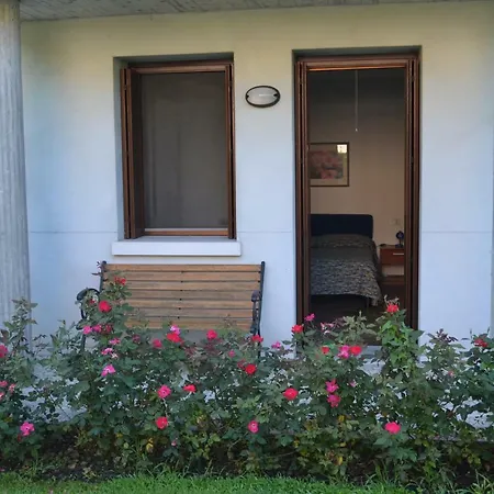 Casa Gnolet Guest house *
